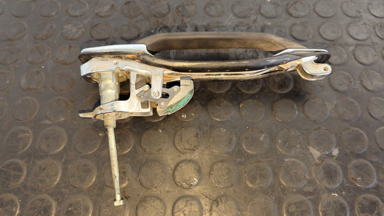 Recambio de MANETA DELANTERA IZQUIERDA para MERCEDES-BENZ CLASE S (W126) BERLINA+COUPE SE 300 M103981 referencia OEM IAM    - GRIS 4