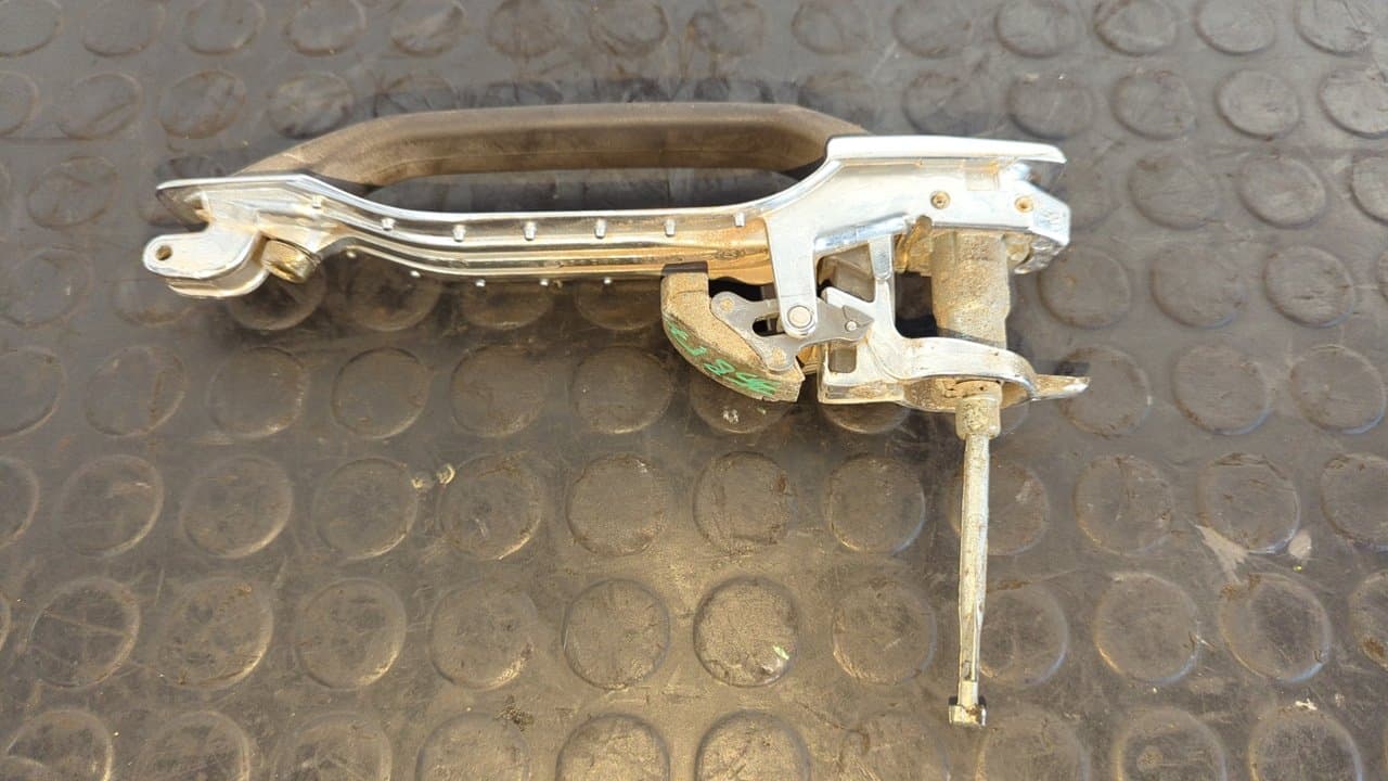 Recambio de MANETA DELANTERA DERECHA para MERCEDES-BENZ CLASE S (W126) BERLINA+COUPE SE 300 M103981 referencia OEM IAM    - GRIS 4