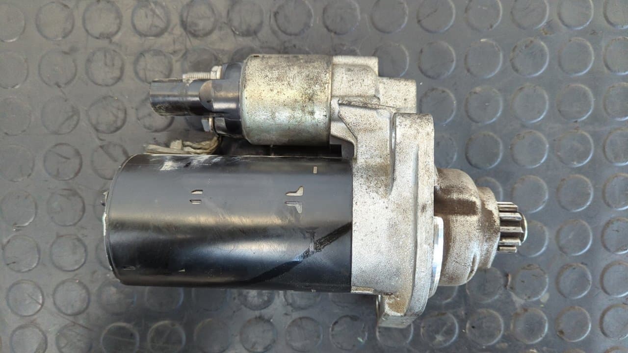 Recambio de MOTOR ARRANQUE para VOLKSWAGEN POLO (6R1) Advance CAY referencia OEM IAM 02Z911023N   - NEGRO 4
