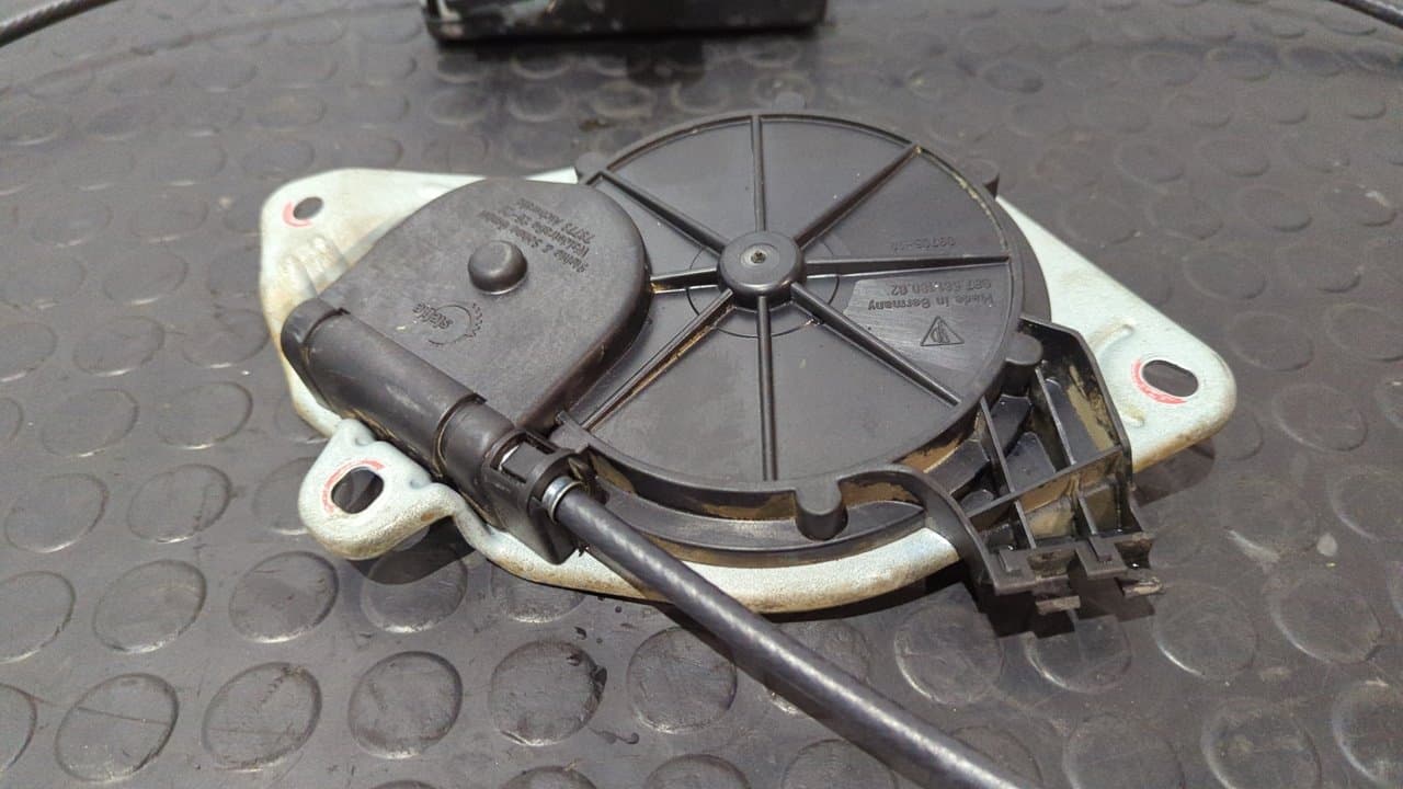 Recambio de MOTOR TECHO ELECTRICO para PORSCHE BOXSTER (TIPO 987) M9720 referencia OEM IAM 98756118002 - GRANATE 7