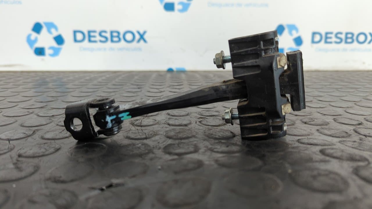 Recambio de RETENEDOR PUERTA IZQUIERDA  para OPEL ASTRA H BER. Cosmo A17DTJ referencia OEM IAM 13107851 - BLANCO