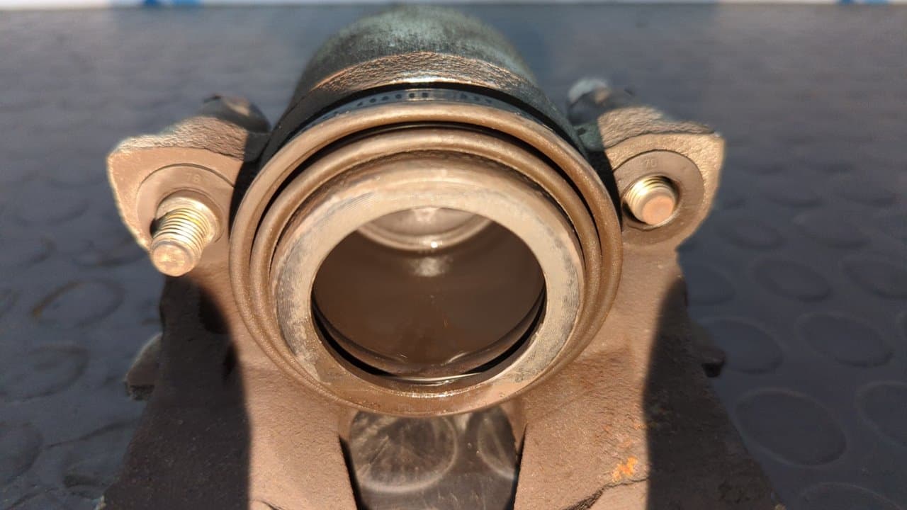 Recambio de PINZA DE FRENO DELANTERA DERECHA para VOLKSWAGEN POLO (6R1) Advance CAY referencia OEM IAM ATE 82 - NEGRO 5