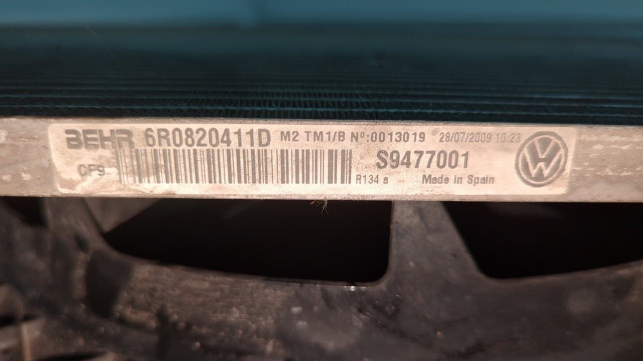 Recambio de CONDENSADOR / RADIADOR  AIRE ACONDICIONADO para VOLKSWAGEN POLO (6R1) Advance CAY referencia OEM IAM  6R0820411D - NEGRO 4