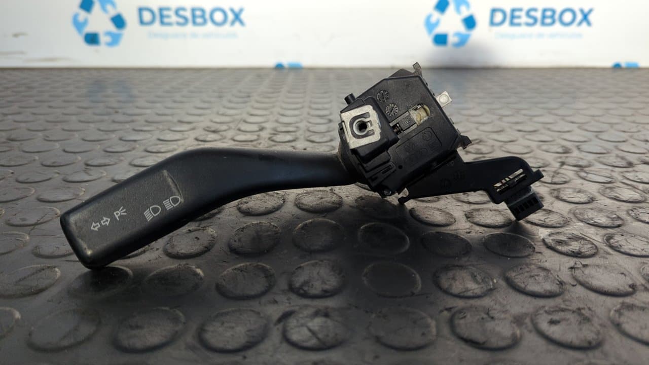 Recambio de MANDO INTERMITENTES para VOLKSWAGEN CADDY KA/KB (2K) Kombi BSU referencia OEM IAM 1K0953513 - AZUL