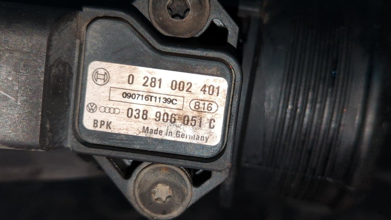 Recambio de TUBO para VOLKSWAGEN POLO (6R1) Advance CAY referencia OEM IAM 6R0145770A - NEGRO 2