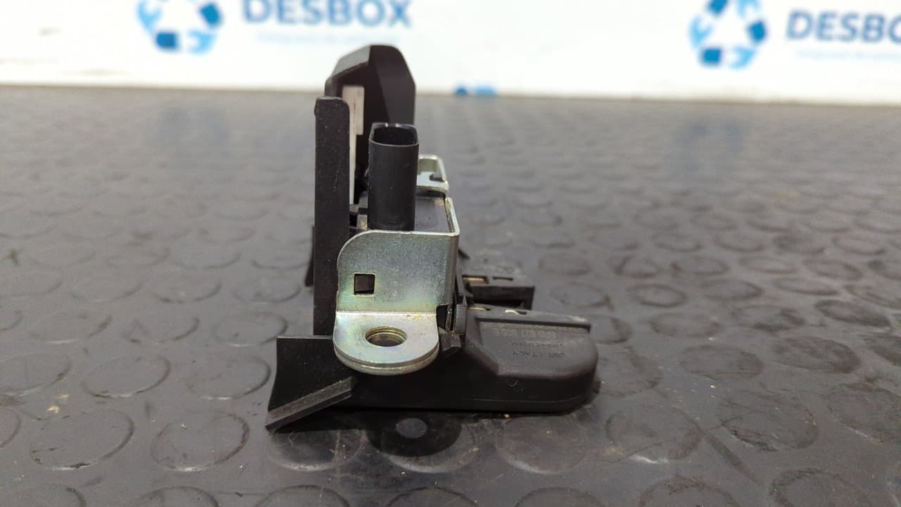 Recambio de CERRADURA MALETERO / PORTON para VOLKSWAGEN POLO (6R1) Advance CAY referencia OEM IAM 6R0827505E - NEGRO 2