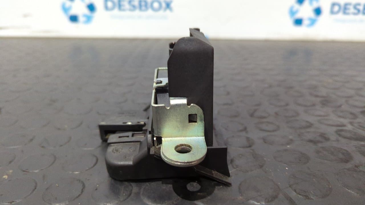 Recambio de CERRADURA MALETERO / PORTON para VOLKSWAGEN POLO (6R1) Advance CAY referencia OEM IAM 6R0827505E - NEGRO 4