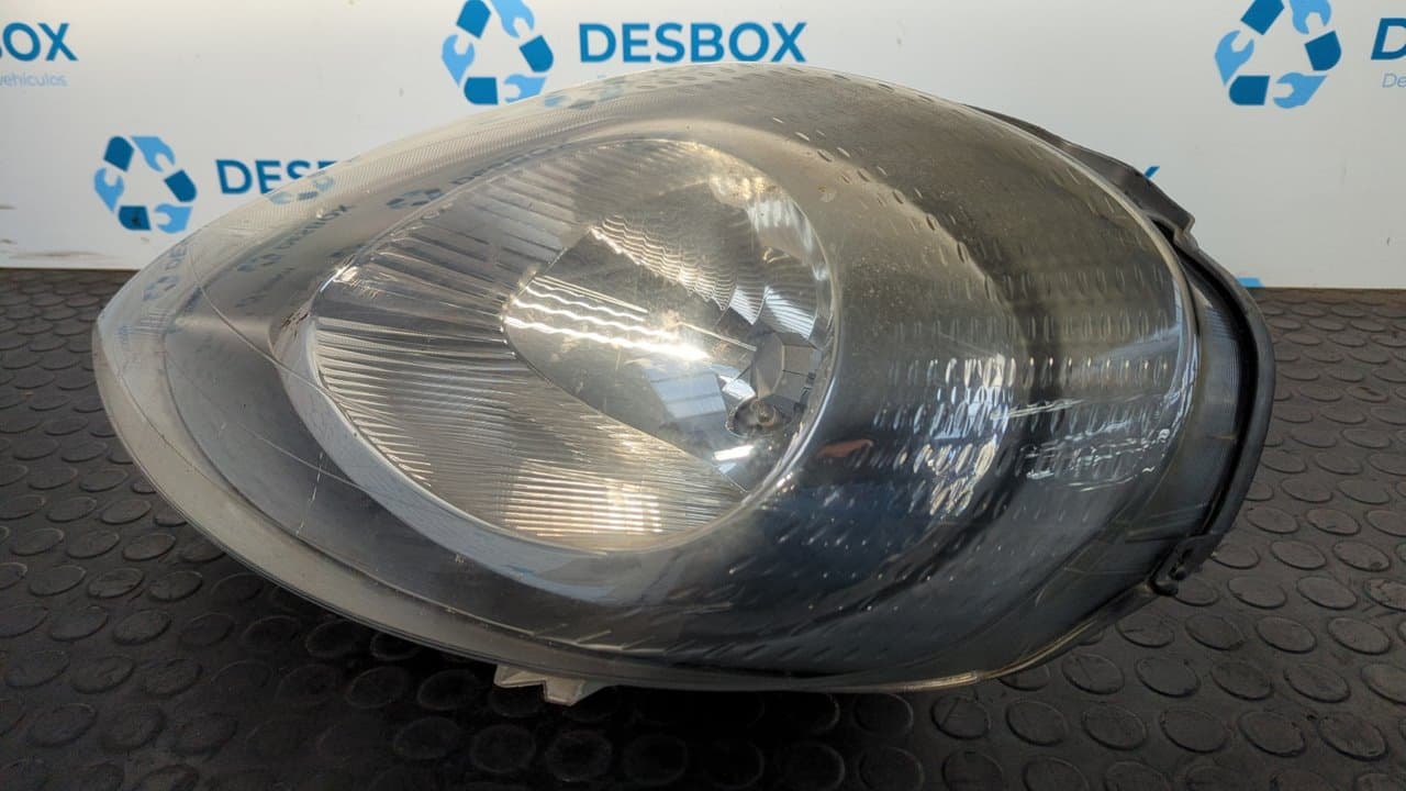 Recambio de FARO IZQUIERDO para NISSAN PRIMASTAR (X83) Caja cerrada batalla corta 2,7t G9U730 referencia OEM IAM  7700311371 - BLANCO 5