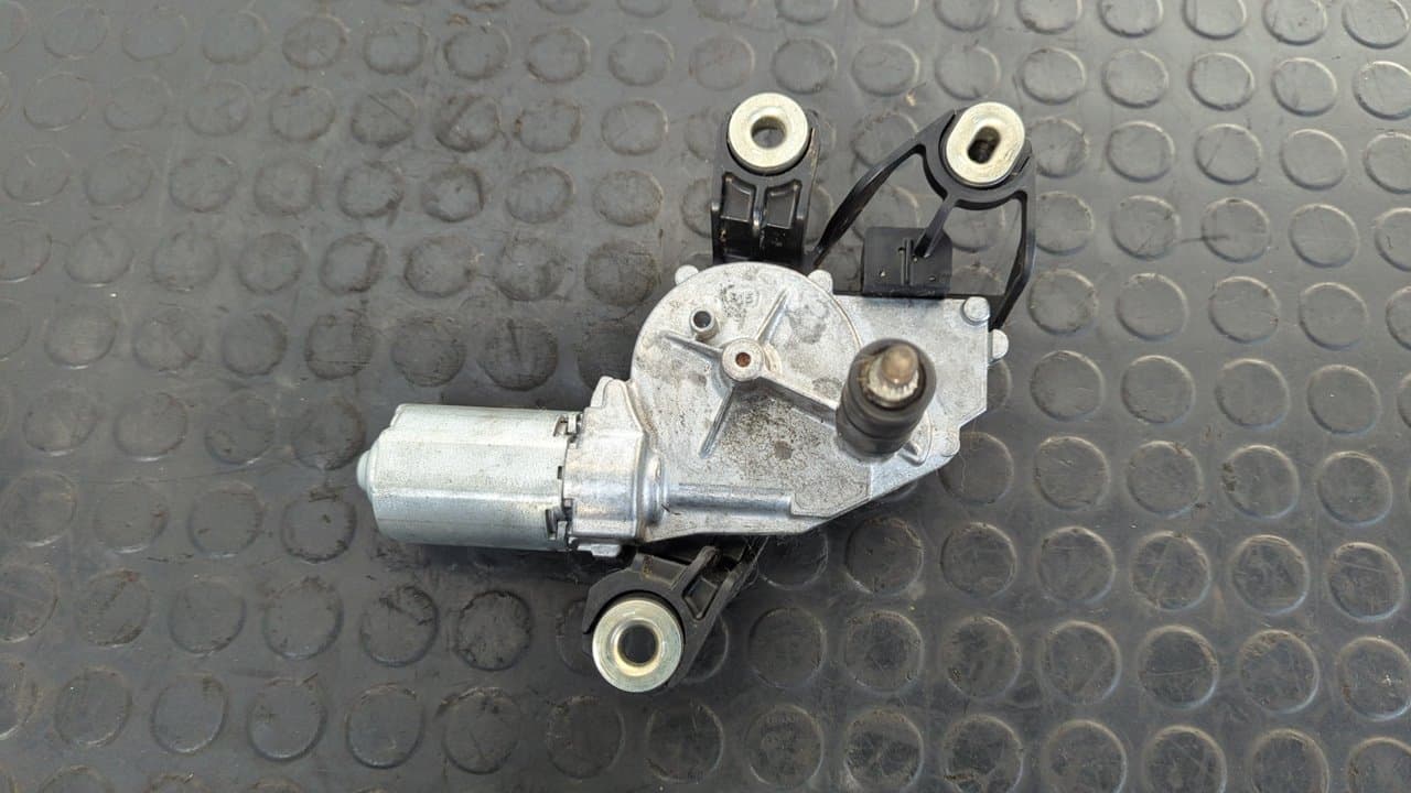 Recambio de MOTOR LIMPIA TRASERO para VOLKSWAGEN POLO (6R1) Advance CAY referencia OEM IAM 5K6955711A - NEGRO