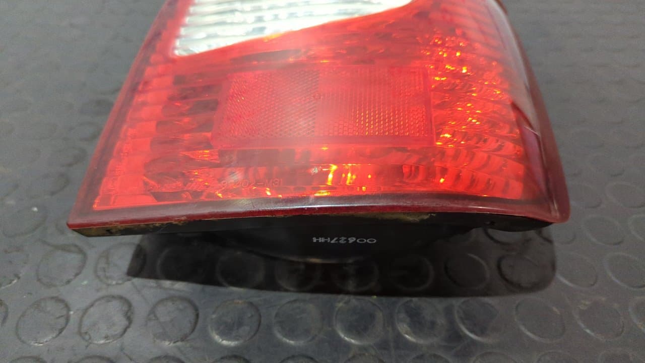 Recambio de PILOTO TRASERO DERECHO para KIA JOICE LS G4CP referencia OEM IAM 92402M31 - GRIS 8