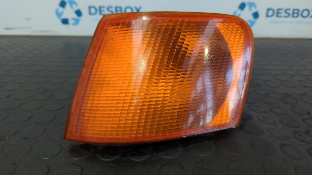 Recambio de PILOTO DELANTERO IZQUIERDO para FORD ESCORT BERLINA 1.8 Diesel RTA referencia OEM IAM 91AG13369AA - BLANCO