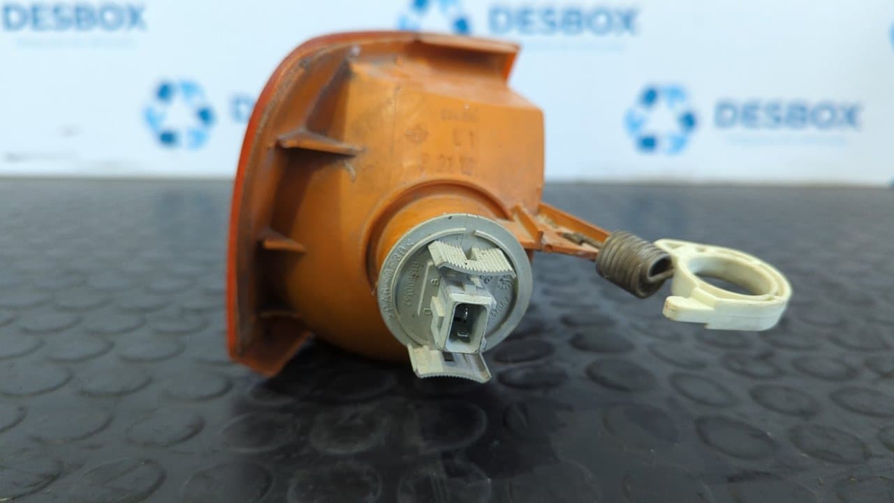 Recambio de PILOTO DELANTERO IZQUIERDO para FORD ESCORT BERLINA 1.8 Diesel RTA referencia OEM IAM 91AG13369AA - BLANCO 2