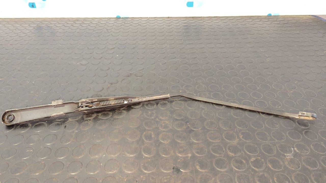 Recambio de BRAZO LIMPIA DELANTERO DERECHO para IVECO DAILY CAJA CERRADA (1999 =>) 29 - L 11 Caja cerrada 814043B referencia OEM IAM 8200072778 - BLANCO 2