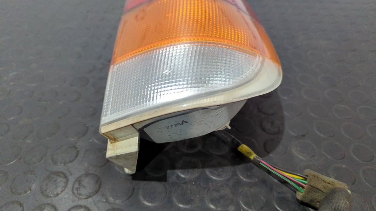 Recambio de PILOTO TRASERO DERECHO para HYUNDAI ATOS (MX) GL G4HC referencia OEM IAM 92402020 - VERDE 7