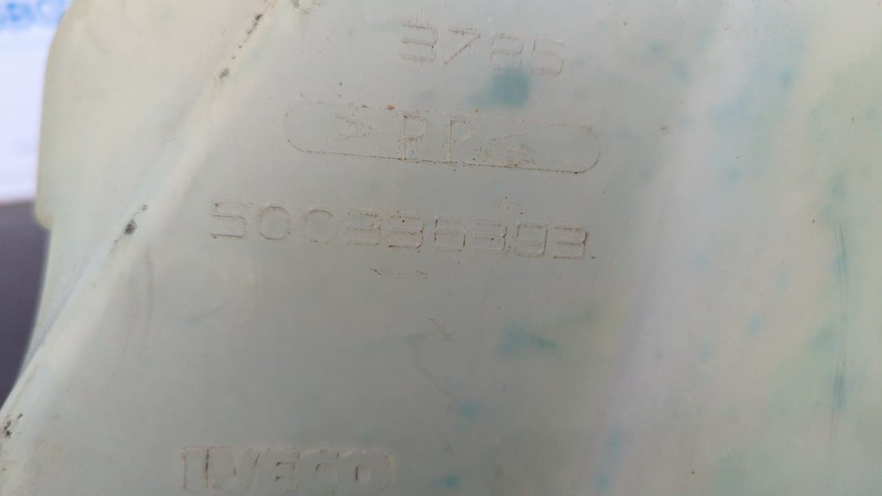 Recambio de DEPOSITO LIMPIA para IVECO DAILY CAJA CERRADA (1999 =>) 29 - L 11 Caja cerrada 814043B referencia OEM IAM 500336393 - BLANCO 6