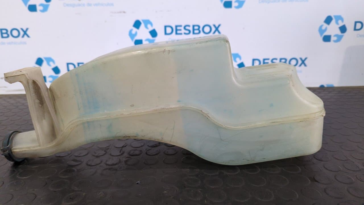 Recambio de DEPOSITO LIMPIA para IVECO DAILY CAJA CERRADA (1999 =>) 29 - L 11 Caja cerrada 814043B referencia OEM IAM 500336393 - BLANCO 2