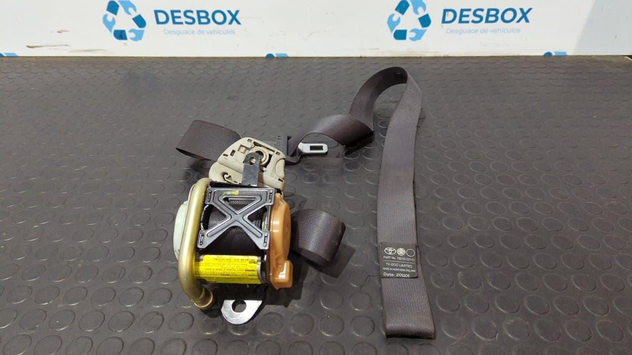 Recambio de CINTURON DELANTERO DERECHO para TOYOTA COROLLA (E12) 2.0 D-4D Linea Luna Berlina 1CDFTV referencia OEM IAM  TEAB2EF041P - PLATA