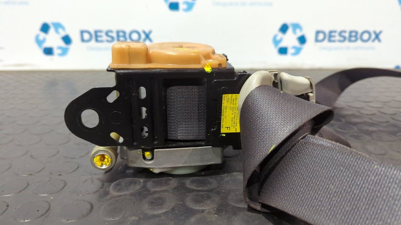 Recambio de CINTURON DELANTERO DERECHO para TOYOTA COROLLA (E12) 2.0 D-4D Linea Luna Berlina 1CDFTV referencia OEM IAM  TEAB2EF041P - PLATA 4