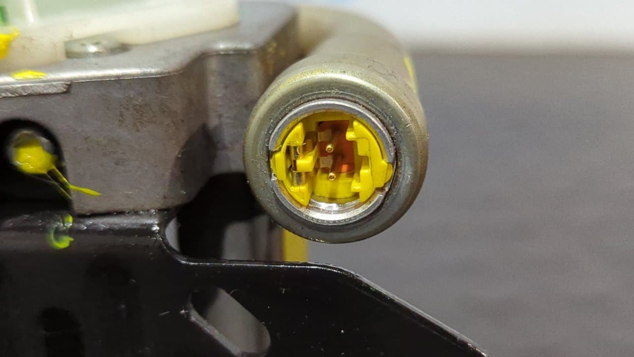 Recambio de CINTURON DELANTERO DERECHO para TOYOTA COROLLA (E12) 2.0 D-4D Linea Luna Berlina 1CDFTV referencia OEM IAM  TEAB2EF041P - PLATA 6