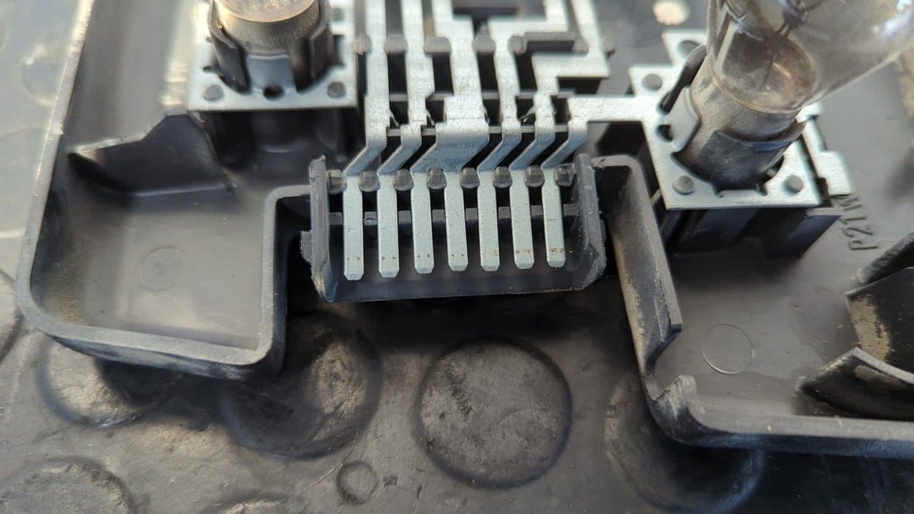 Recambio de PILOTO TRASERO DERECHO para FORD ESCORT BERLINA 1.8 Diesel RTA referencia OEM IAM 91AG13A602 - BLANCO 4