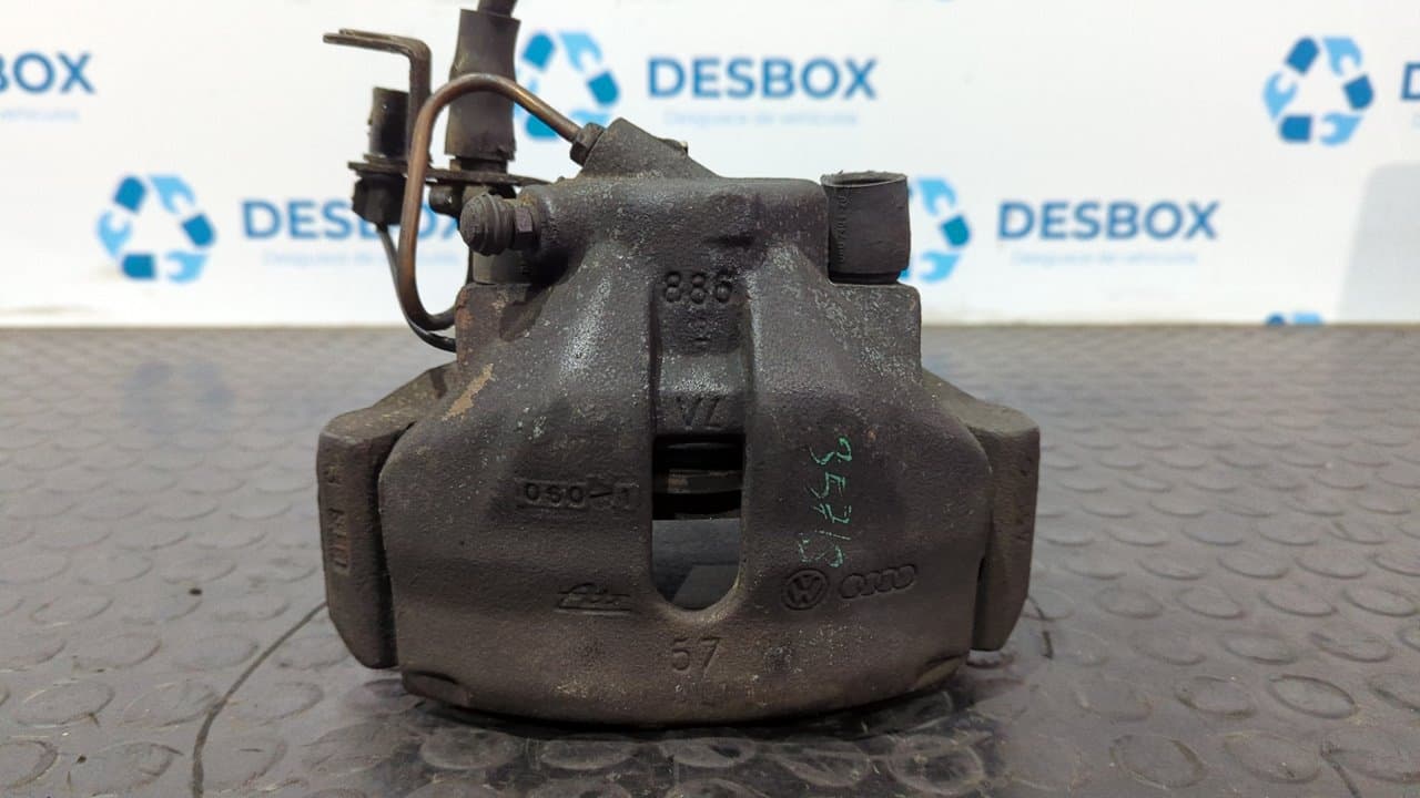 Recambio de PINZA DE FRENO DELANTERA IZQUIERDA para AUDI A6 BERLINA (4B2) 2.5 V6 24V TDI CAT (AYM) AYM referencia OEM IAM 886 ATE 57 - NEGRO