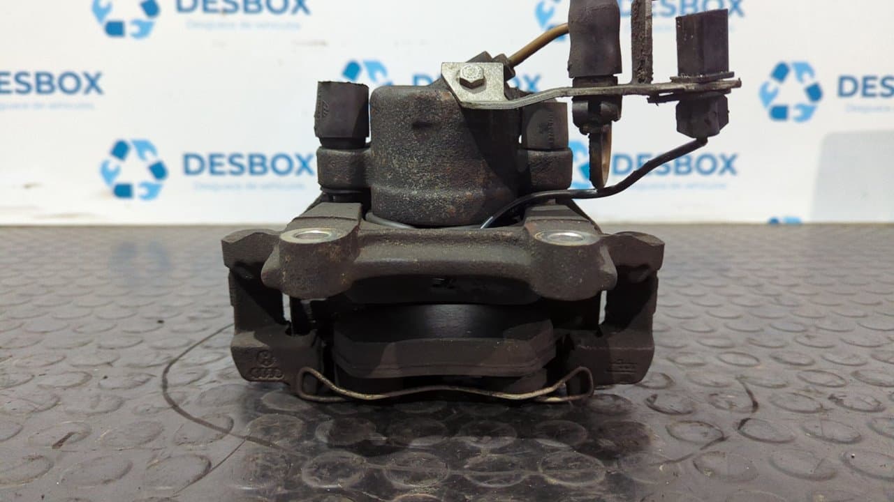 Recambio de PINZA DE FRENO DELANTERA IZQUIERDA para AUDI A6 BERLINA (4B2) 2.5 V6 24V TDI CAT (AYM) AYM referencia OEM IAM 886 ATE 57 - NEGRO 7
