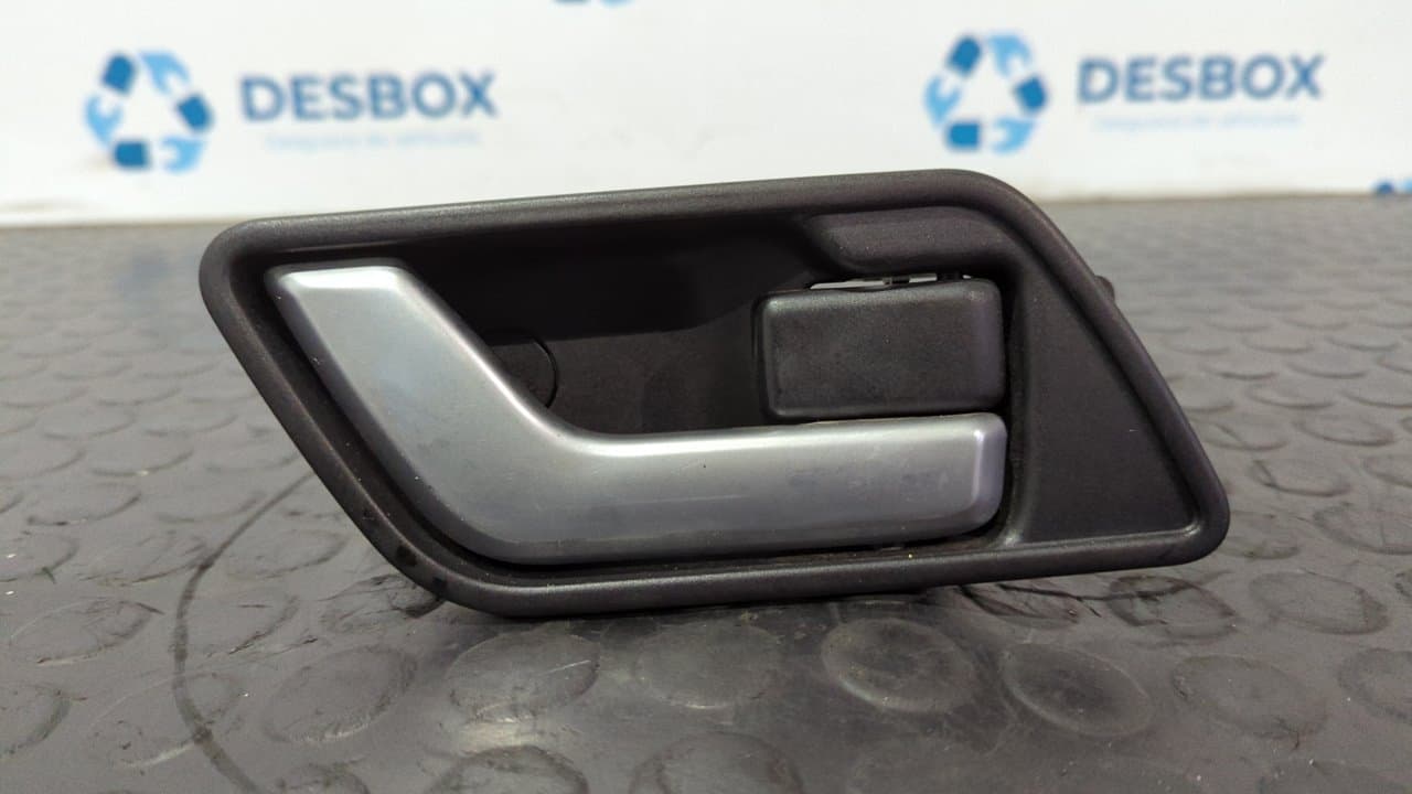 Recambio de MANETA INTERIOR DELANTERA DERECHA para LAND ROVER RANGE ROVER SPORT V8 TD Edition 60 YRS 368DT referencia OEM IAM 5H3222600AD - NEGRO