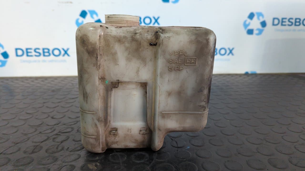 Recambio de DEPOSITO EXPANSION para MITSUBISHI MONTERO (V80/V90) 3.2 DID 4M41 - GRIS 4
