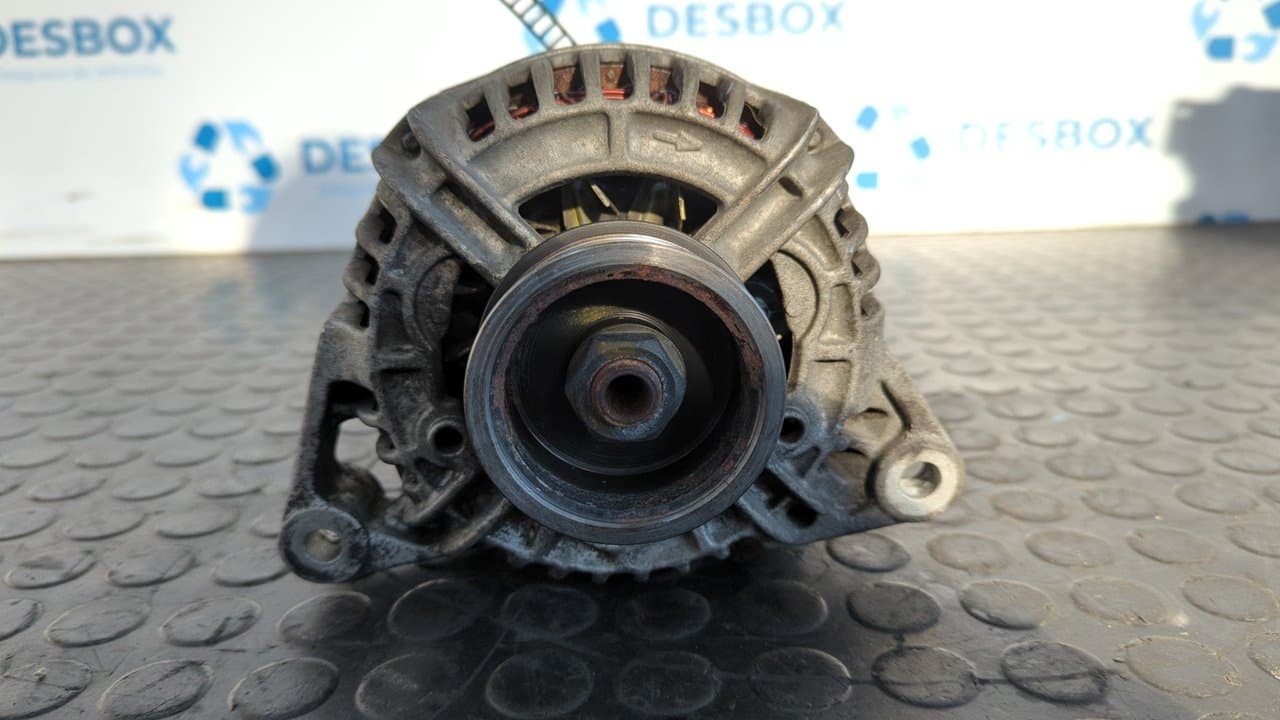 Recambio de ALTERNADOR para AUDI A6 BERLINA (4B2) 2.5 V6 24V TDI CAT (AYM) AYM referencia OEM IAM 078903016AB - NEGRO