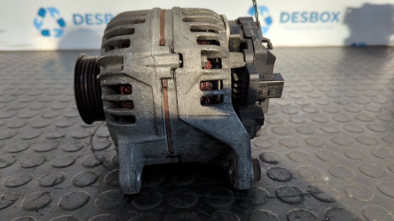 Recambio de ALTERNADOR para AUDI A6 BERLINA (4B2) 2.5 V6 24V TDI CAT (AYM) AYM referencia OEM IAM 078903016AB - NEGRO 4