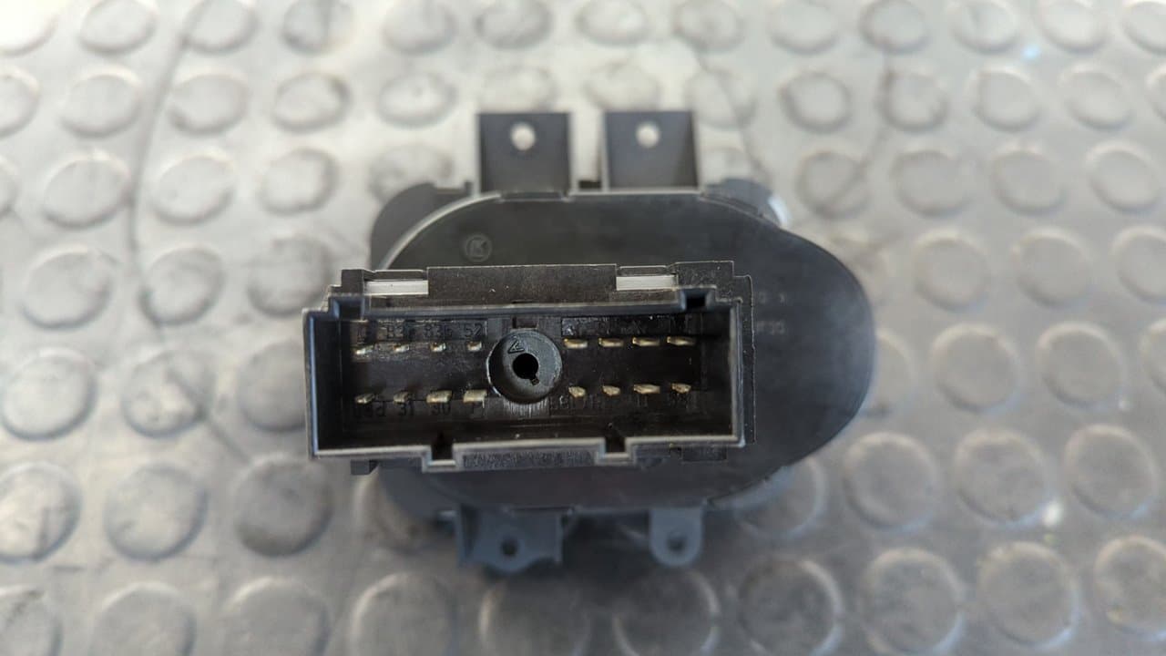 Recambio de MANDO LUCES para LAND ROVER RANGE ROVER SPORT 368DT referencia OEM IAM YUD501480PVJ - NEGRO 5