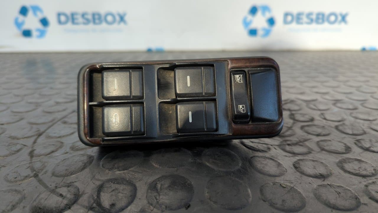 Recambio de MANDO ELEVALUNAS DELANTERO IZQUIERDO para LAND ROVER RANGE ROVER SPORT 368DT referencia OEM IAM YUD501550PVJ - NEGRO