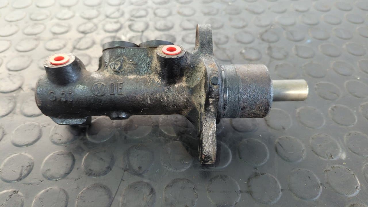 Recambio de BOMBA FRENO para VOLKSWAGEN GOLF III BERLINA (1H1) 2E referencia OEM IAM 10612306703 4