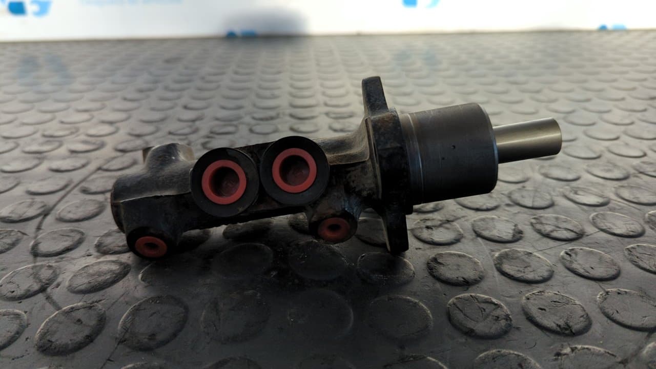 Recambio de BOMBA FRENO para VOLKSWAGEN GOLF III BERLINA (1H1) 2E referencia OEM IAM 10612306703 5