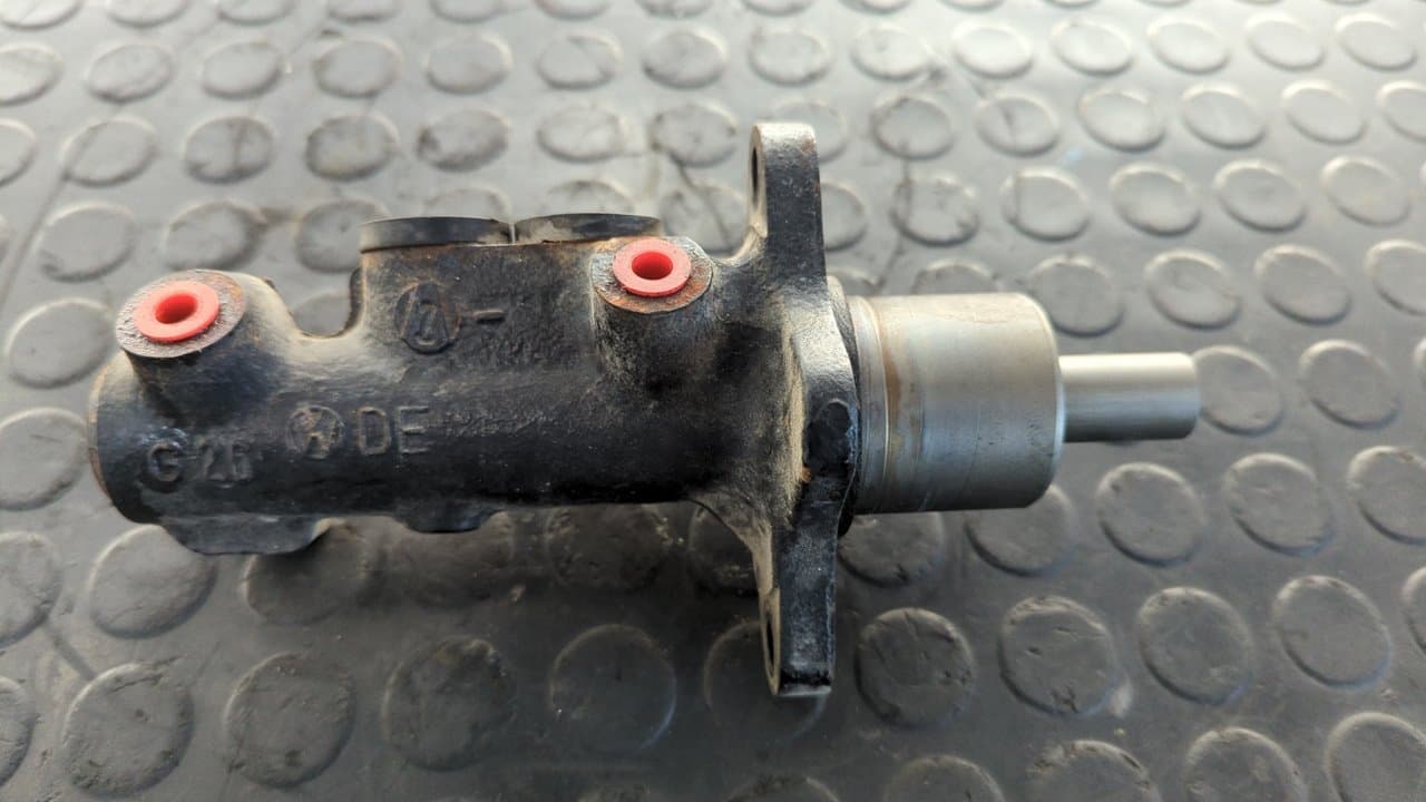 Recambio de BOMBA FRENO para VOLKSWAGEN GOLF III BERLINA (1H1) 2E referencia OEM IAM 10612306703 2