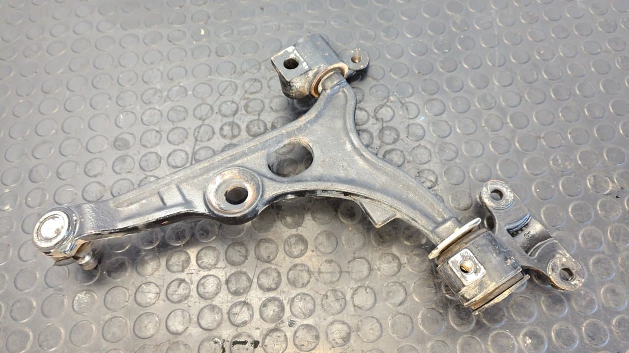 Recambio de BRAZO DERECHO INFERIOR DELANTERO para FIAT SCUDO (222) 2.0 16V JTD ELX Kombi (7 Sitze) RHZ referencia OEM IAM R170618 - BLANCO 8