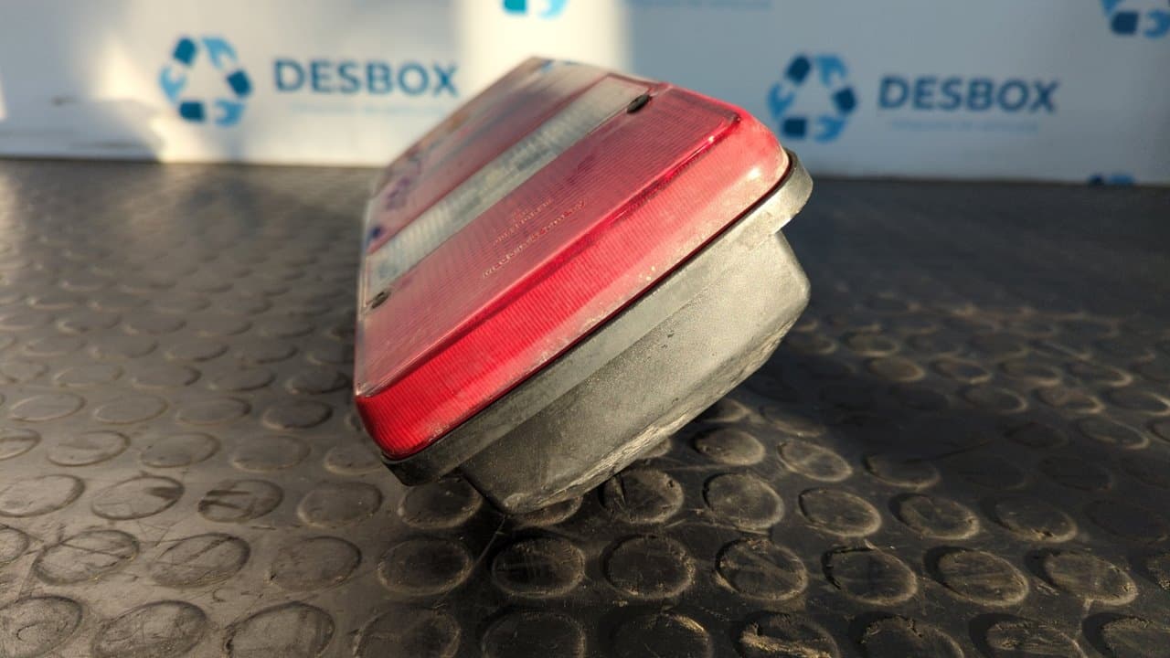Recambio de PILOTO TRASERO IZQUIERDO para MERCEDES-BENZ SPRINTER (W901,W903) COMBI 310 D   (903.471,472,473)   Techo elevado 602980 referencia OEM IAM 0053301R38 - BLANCO 5