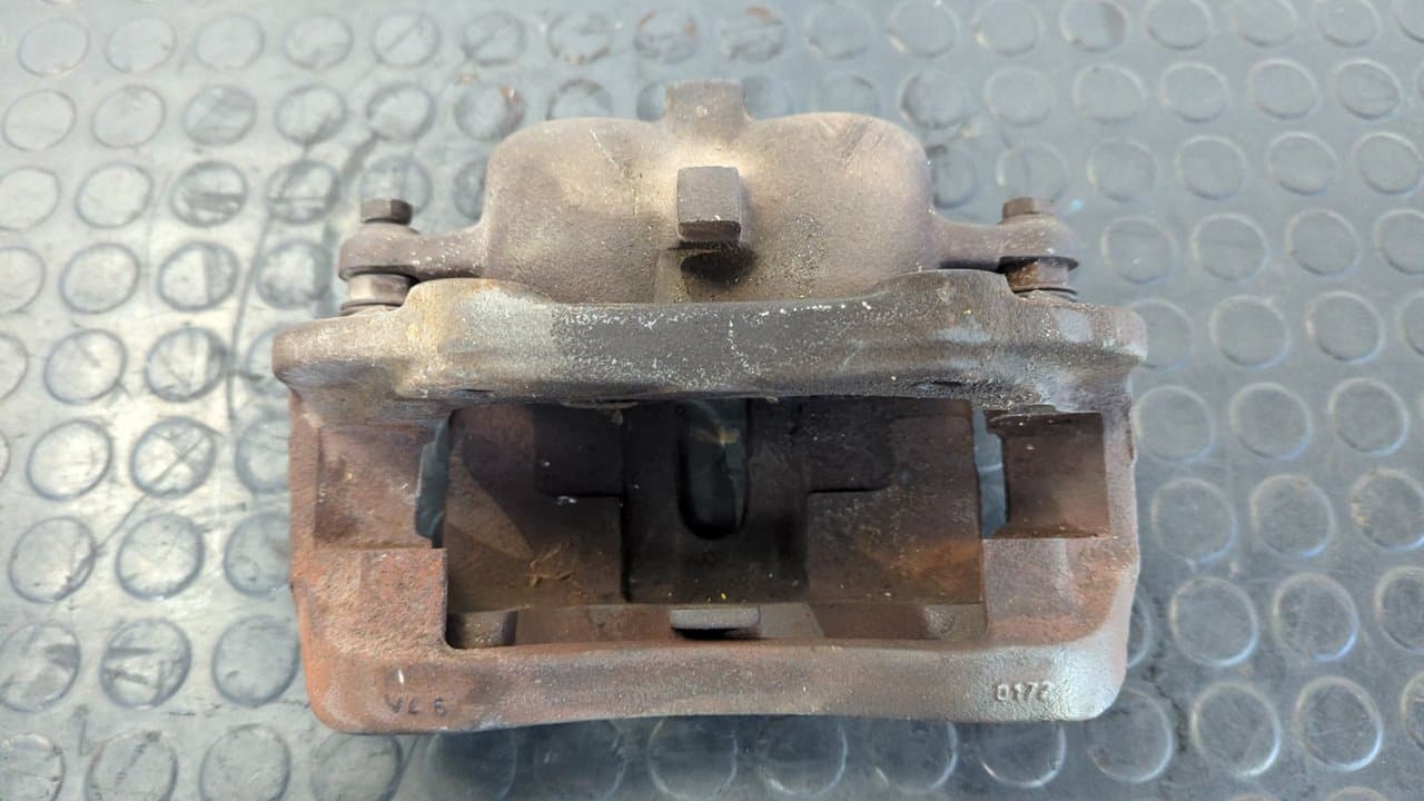 Recambio de PINZA DE FRENO DELANTERA IZQUIERDA para NISSAN SERENA (C23M) 2.3 LX Diesel LD23 referencia OEM IAM LUCAS 0166 - BLANCO 3
