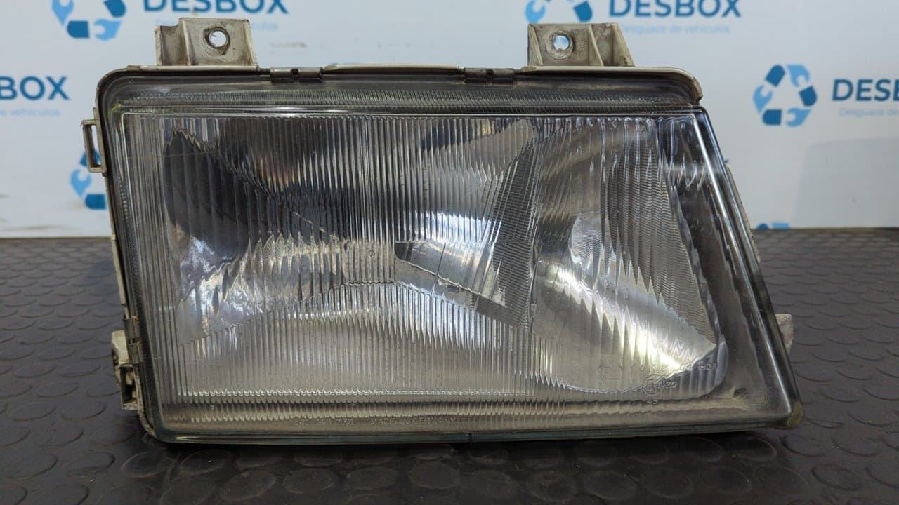 Recambio de FARO DERECHO para MERCEDES-BENZ SPRINTER (W901,W903) COMBI 310 D   (903.471,472,473)   Techo elevado 602980 referencia OEM IAM 14377400 - BLANCO
