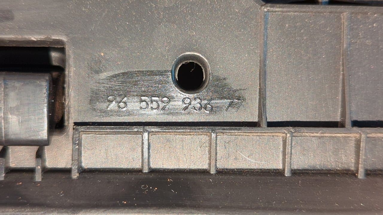 Recambio de GUANTERA para PEUGEOT 308 Confort 9HX referencia OEM IAM 9655993677 - GRIS 3