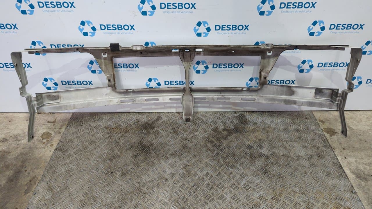 Recambio de PANEL FRONTAL para MERCEDES-BENZ SPRINTER (W901,W904) CAJA CERR. 412 D   (904.462-463)  Techo elevado 602980 - BLANCO 5