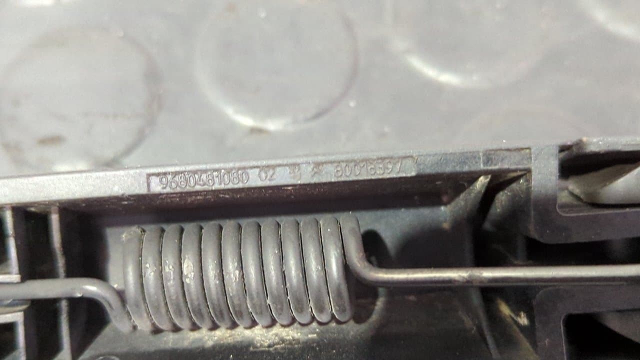Recambio de BRAZO LIMPIA TRASERO para PEUGEOT 308 Confort 9HX referencia OEM IAM 968048180 - GRIS 3