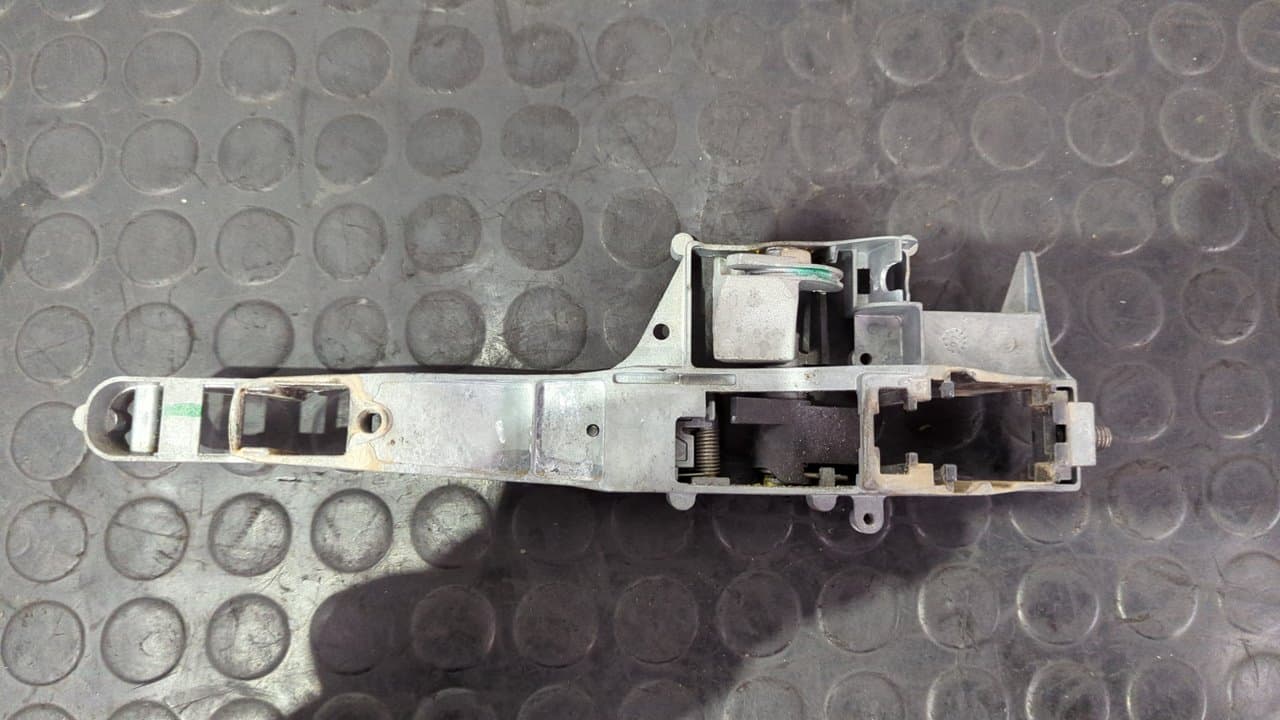 Recambio de MANETA  TRASERA IZQUIERDA para PEUGEOT 308 Confort 9HX referencia OEM IAM 9680188680 - GRIS