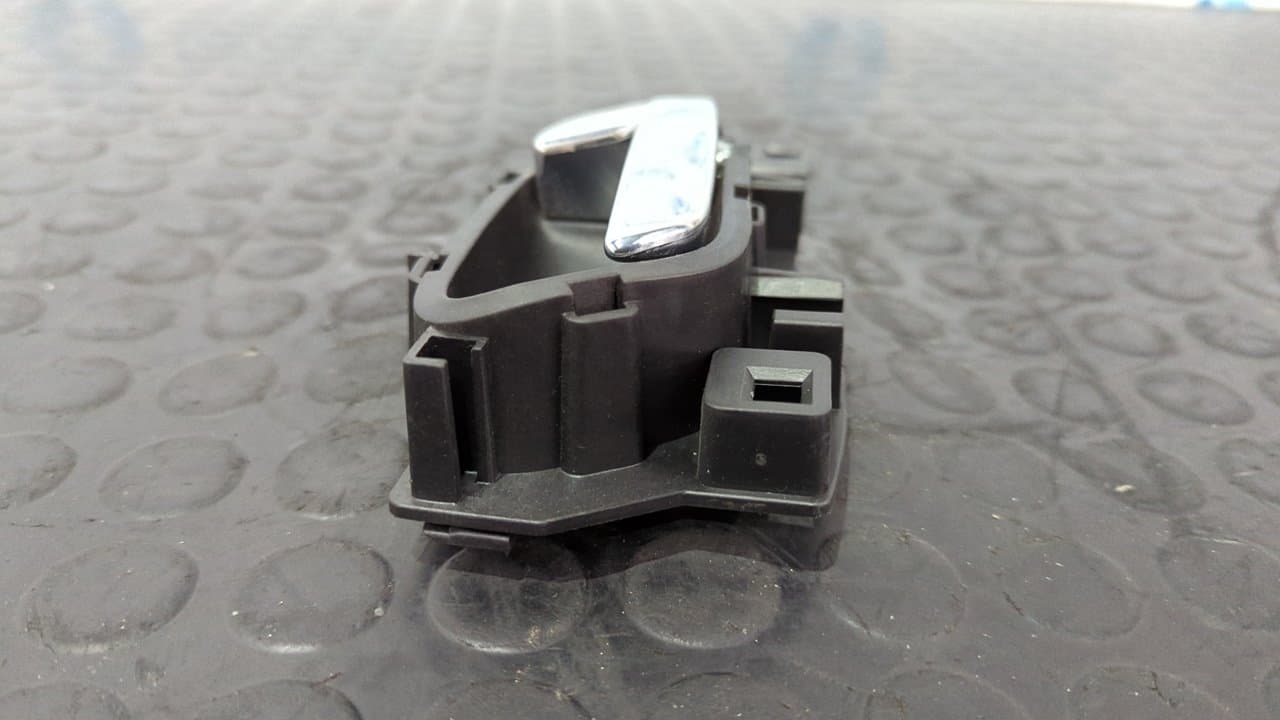 Recambio de MANETA INTERIOR TRASERA DERECHA para PEUGEOT 308 Confort 9HX referencia OEM IAM 9660525380 - GRIS 6