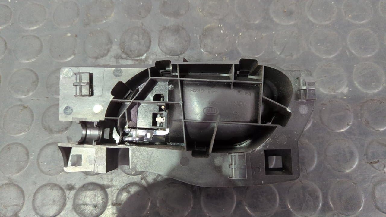 Recambio de MANETA INTERIOR DELANTERA DERECHA para PEUGEOT 308 Confort 9HX referencia OEM IAM 9660525380 - GRIS 4