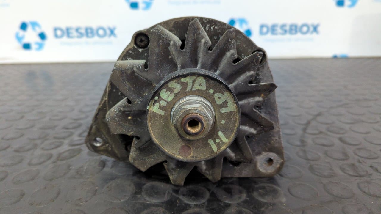 Recambio de ALTERNADOR para FORD FIESTA BERL./EXPRESS 1.0 TKA referencia OEM IAM 0120488176 - GRIS