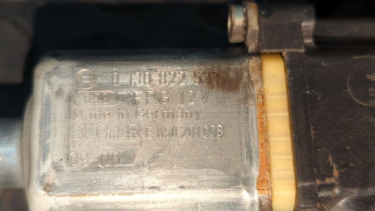 Recambio de ELEVALUNAS TRASERO DERECHO para VOLKSWAGEN POLO (6R1) Advance CAY referencia OEM IAM 6R0959812B - NEGRO 3