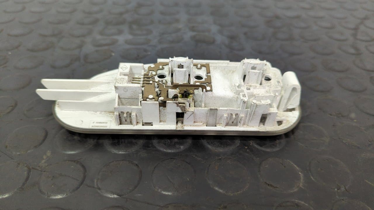 Recambio de LUZ INTERIOR para RENAULT KANGOO Furgón Professional K9KA8 referencia OEM IAM 8200439421 - BLANCO 2