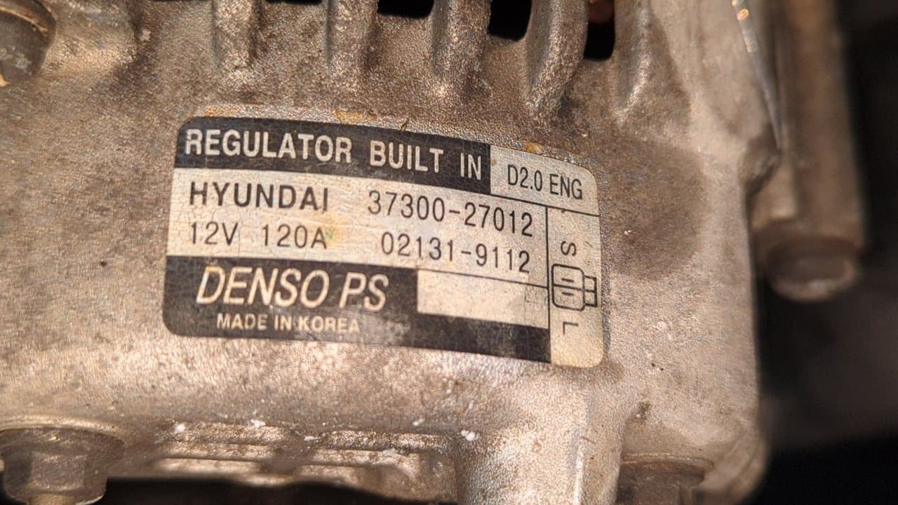 Recambio de ALTERNADOR para KIA CERATO D4EA referencia OEM IAM 3730027012  - GRIS 5