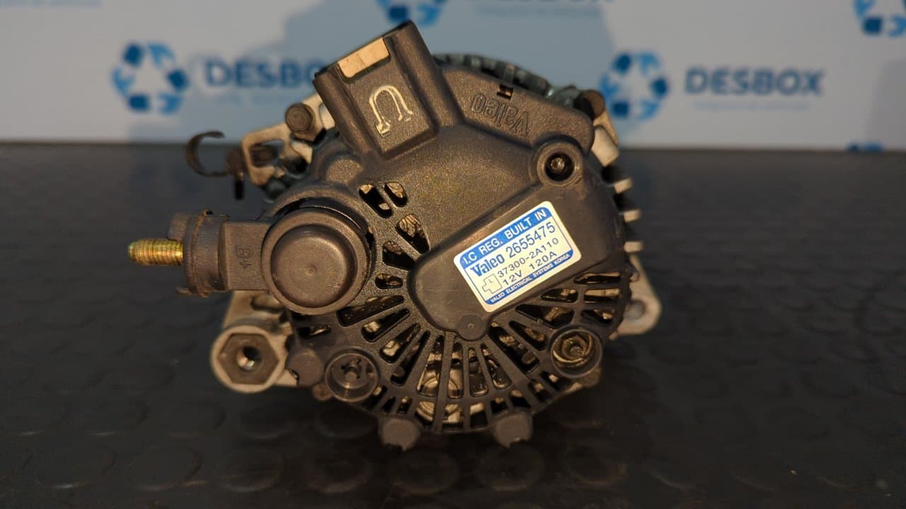 Recambio de ALTERNADOR para KIA CERATO 1.5 LX CRDi Berlina (4-ptas.) D4FB referencia OEM IAM 373002A110 - NEGRO 7